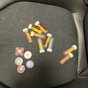 Loose pigments bundle